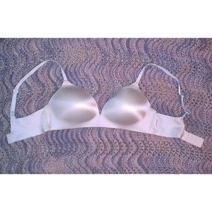 LOVE by GAP Everyday Smooth Wireless 34D Bra